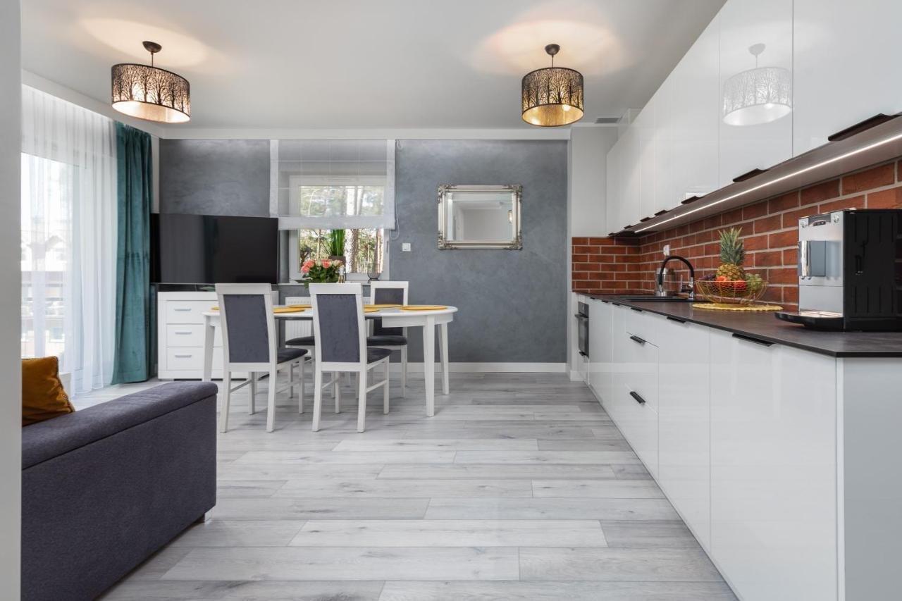 Apartamenty Wczasowa By Noclegi Renters ミエンジボジェ エクステリア 写真